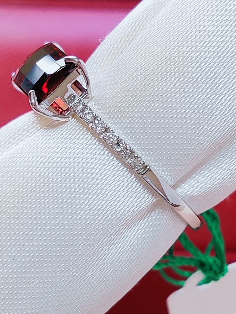 2026新作 未使用品 pt900 天然ガーネット ダイヤモンド リング