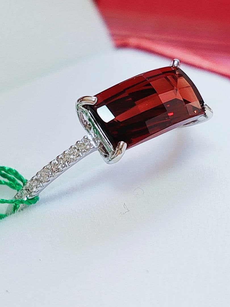 2026新作 未使用品 pt900 天然ガーネット ダイヤモンド リング