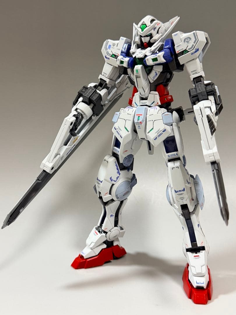 ガンプラ完成品　MGガンダムアストレア＋プロトGNツインブロードブレード