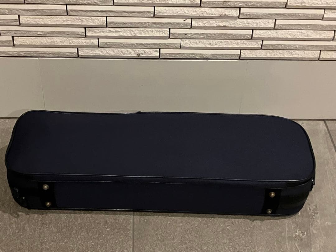 タイムセール★スーパーライト　バイオリン　紺色　ケース　長方形