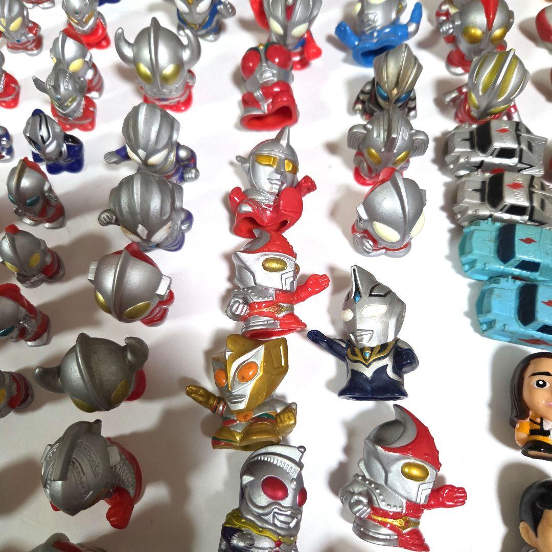 d*3様 ウルトラマン 怪獣フェギュア ソフビ 指人形 大小309体 まとめ