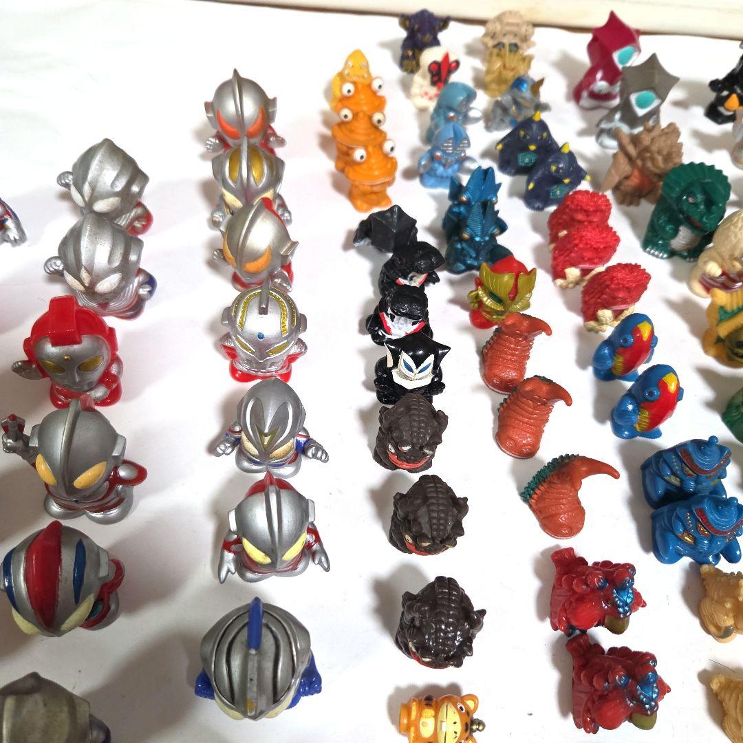 d*3様 ウルトラマン 怪獣フェギュア ソフビ 指人形 大小309体 まとめ