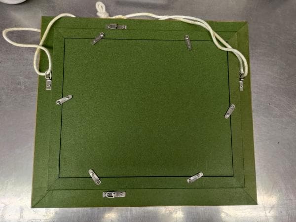 津島俊介の油絵と額のセットです。 ディスプレイにいかがですか！
