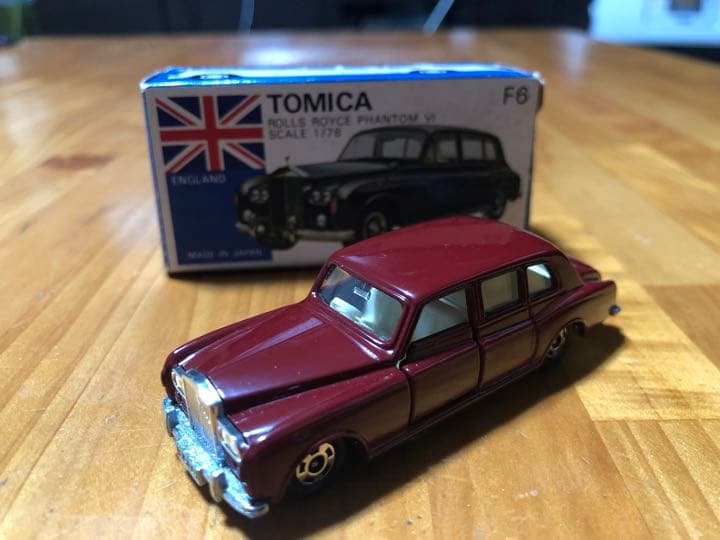 青箱日本製トミカ ロールスロイス ファンタムV I