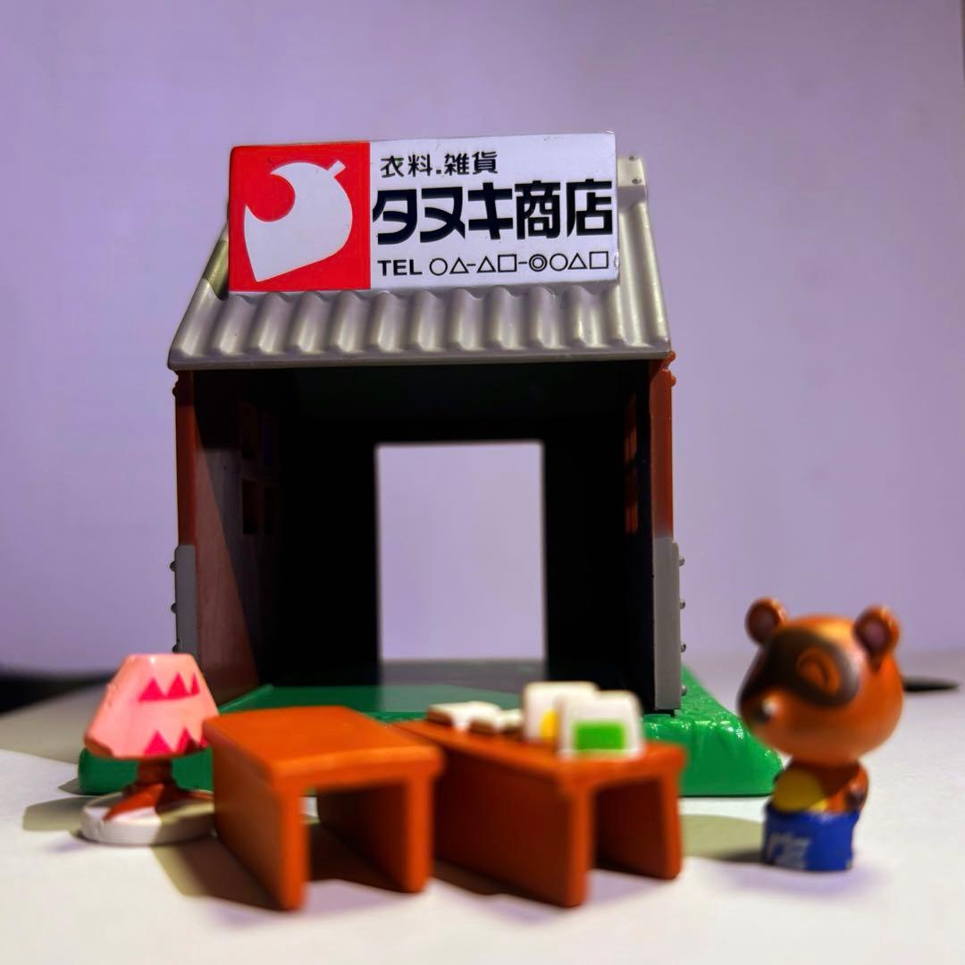 どうぶつの森森をつくろう郵便局タヌキ商店フィギュアミニチュア