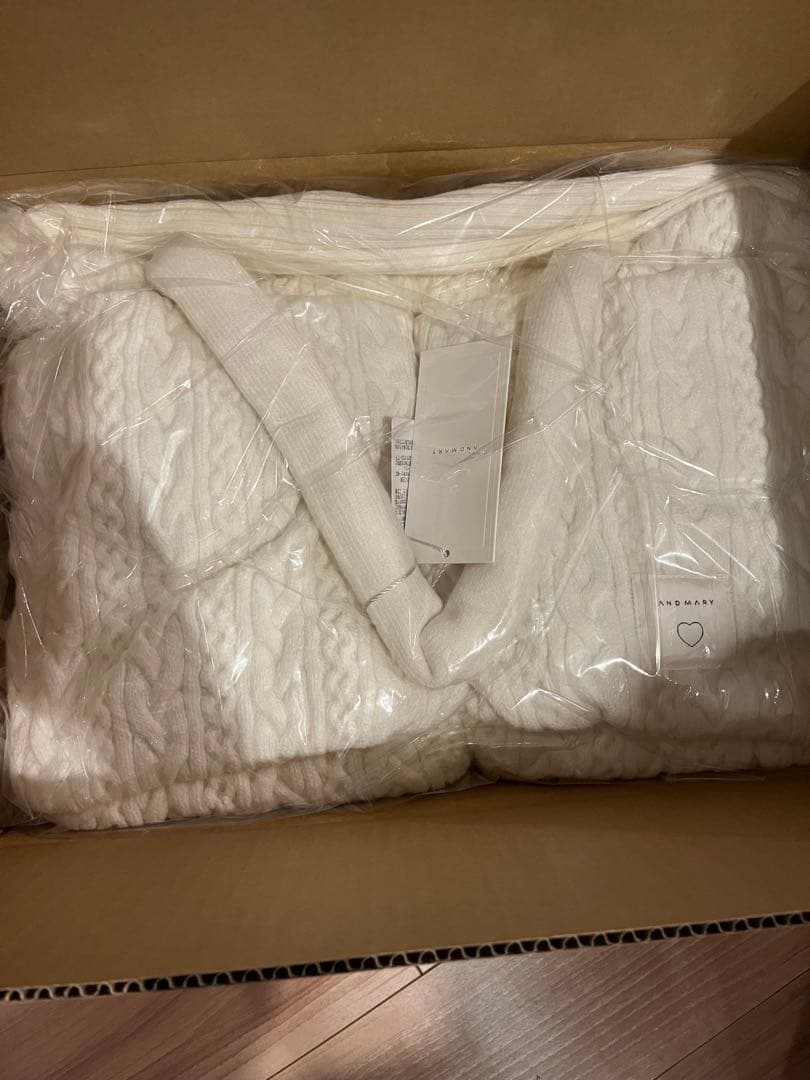 andmary Mary quilting knit bag ivory 2 - メルカリ