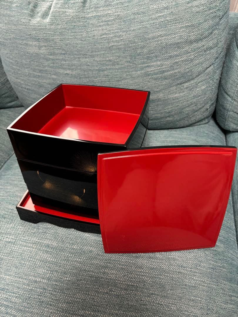 輪島塗 三段重 台付 飛花沈金 うるし塗