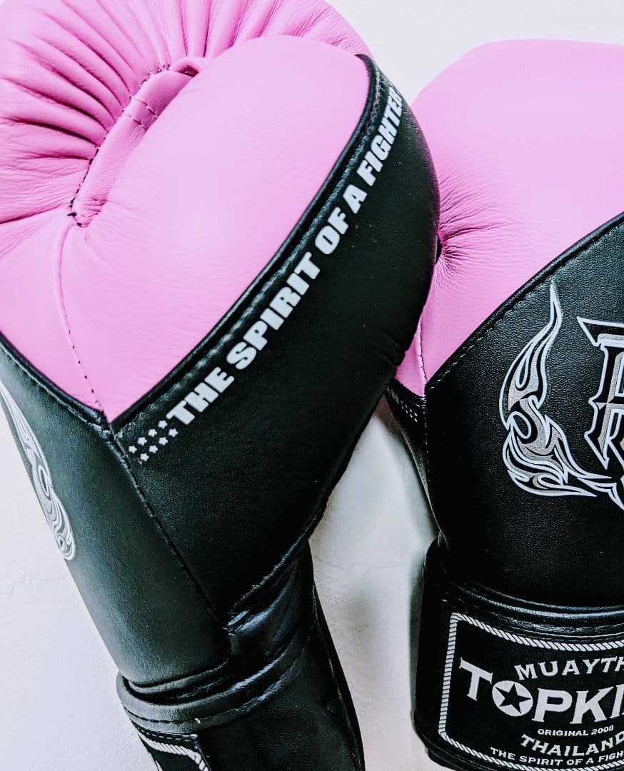 未使用TOPKING 本革ボクシンググローブ 10oz ピンク/黒 おしゃれ 未