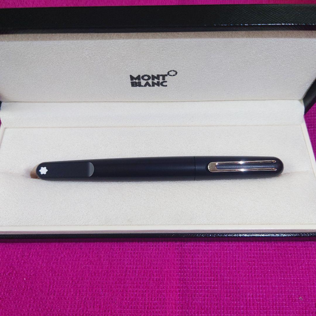 モンブラン M ローラーボール（ULTRA BLACK ver 2018）