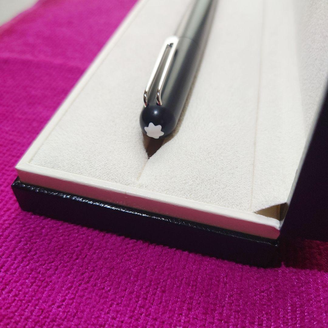 モンブラン M ローラーボール（ULTRA BLACK ver 2018）