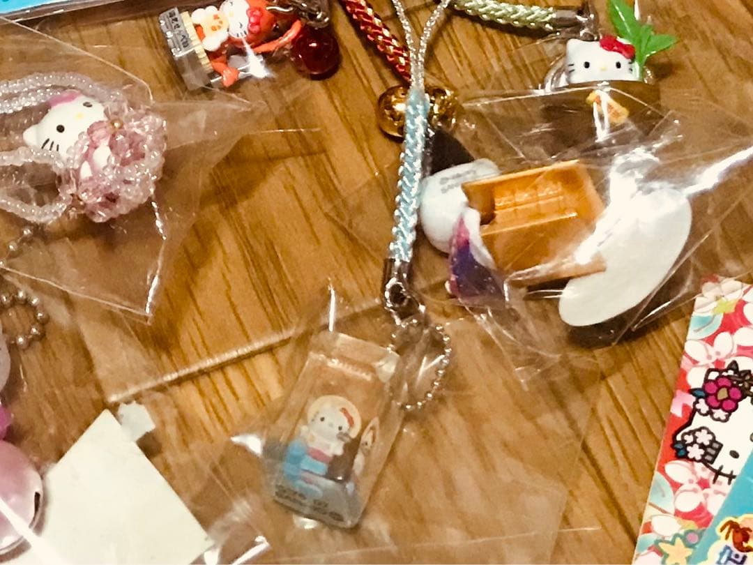 ハローキティ 超大量 ご当地＆コラボ 他 ストラップ