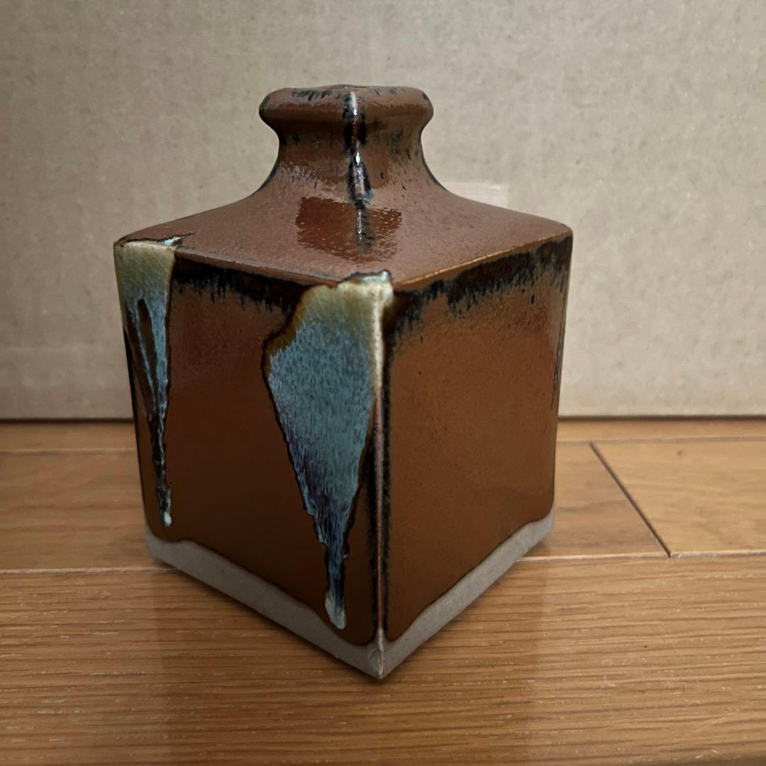 人間国宝　浜田庄司　濱田庄司　鐵釉花瓶　角瓶　花生　共箱付き