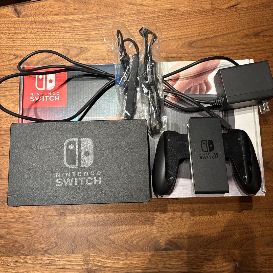 Nintendo Switch 本体 青赤 Joy-Con付き　ジャンク品