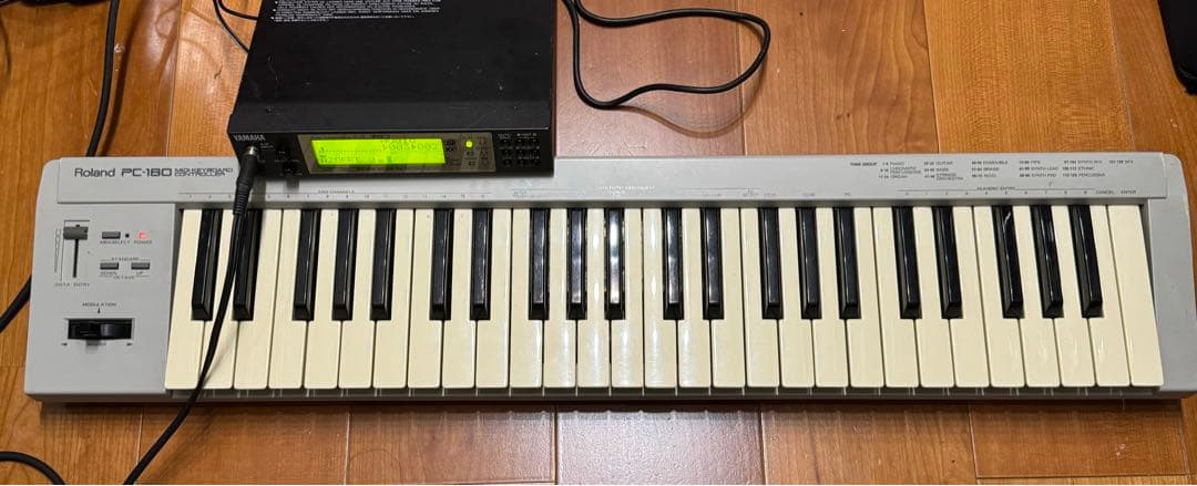 Yamaha MU80 電源、ボイスリト、マニュアル、MIDIケーブル付き