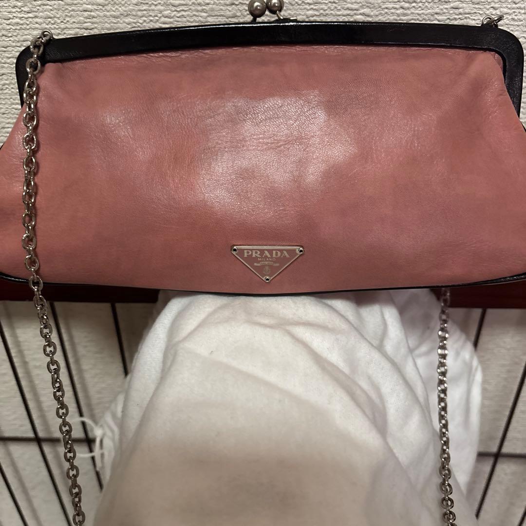 PRADAプラダ　ビンテージお洒落チェーンショルダーバッグ　革ピンク系美品