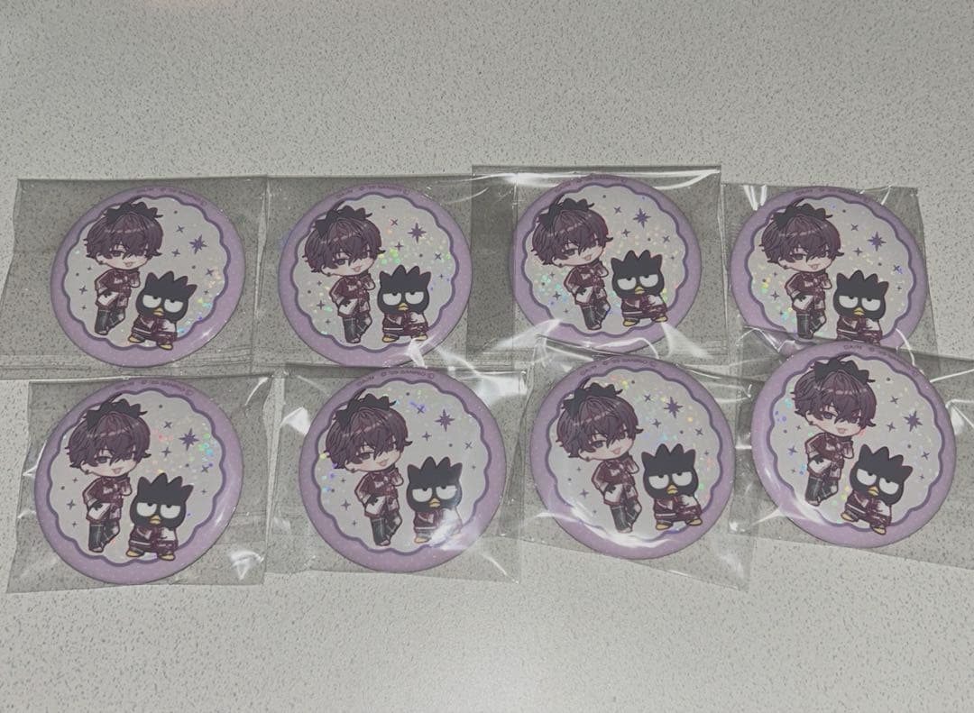 Oriens×サンリオキャラクターズ キラキラ缶バッジ 佐伯イッテツ SD