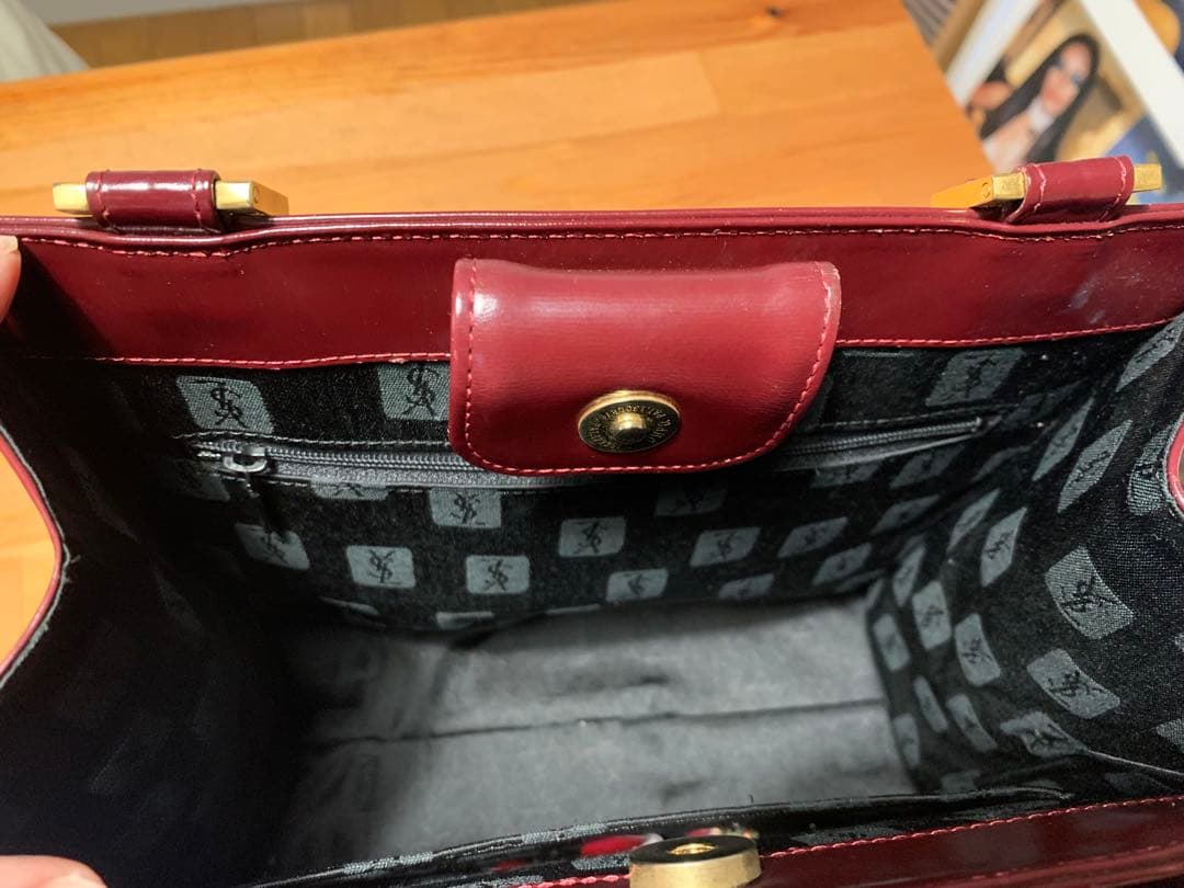 美品 イヴ サンローラン ヴィンテージ YSL バーガンディ レザー