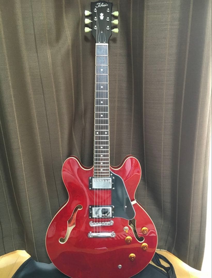 セミアコースティックギター　Tokai ES68