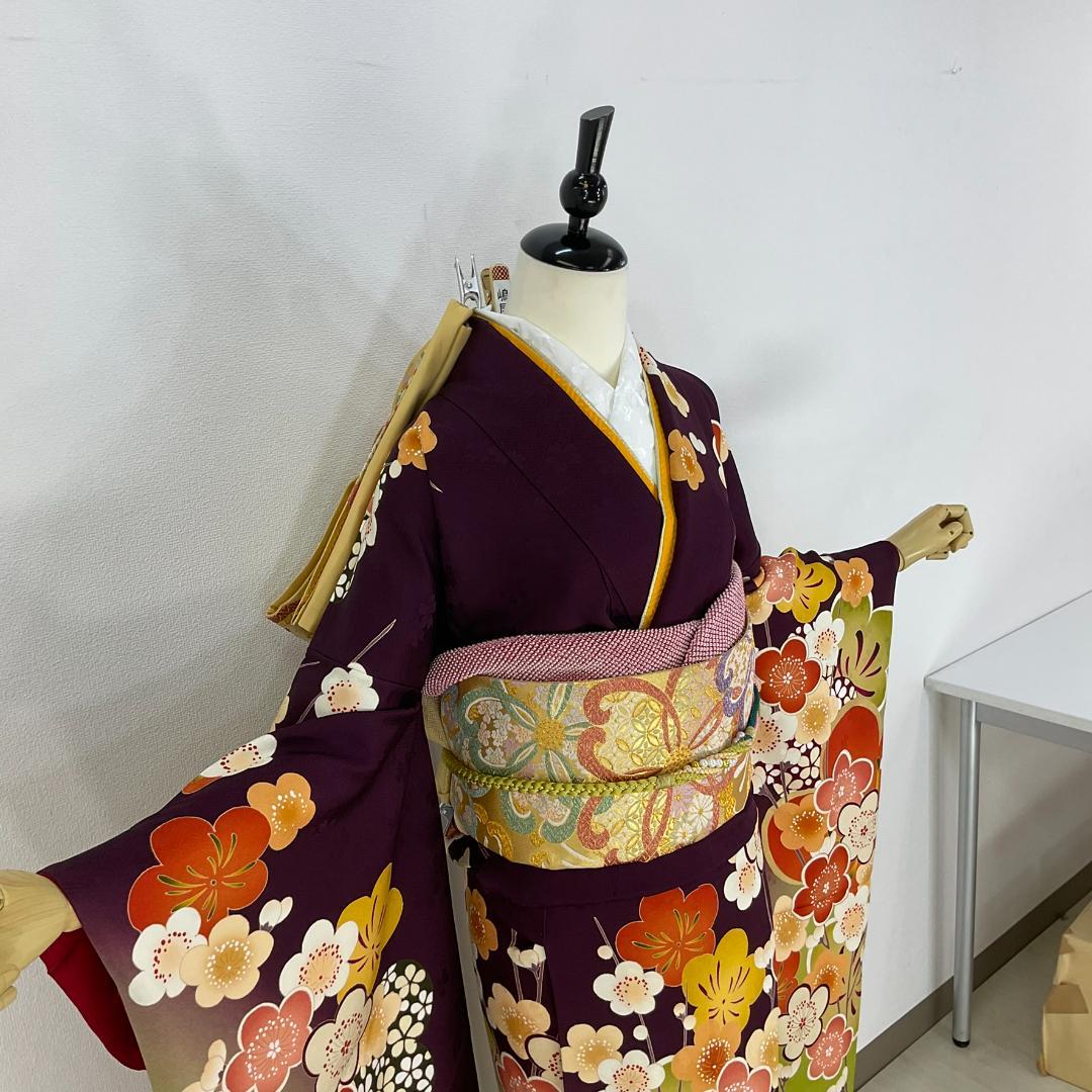 振袖ネットレンタル：赤と青の華】粋古典×柄少なめ/C-114 – kimono