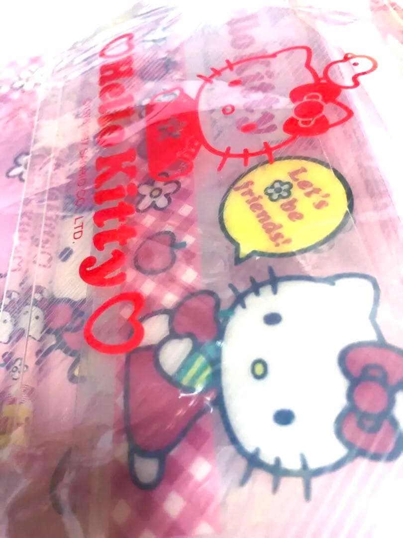 サンリオ　ハローキティ♡1997 　レア　キティちゃん　ケース入り文房具セット