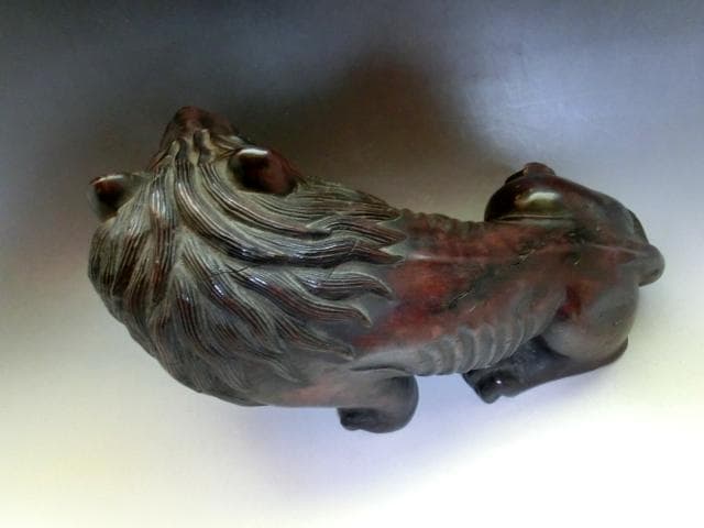 置物□珍獣 虎 唐木 古い時代物の寅 オブジェ 古木彫り 手彫り 時代物