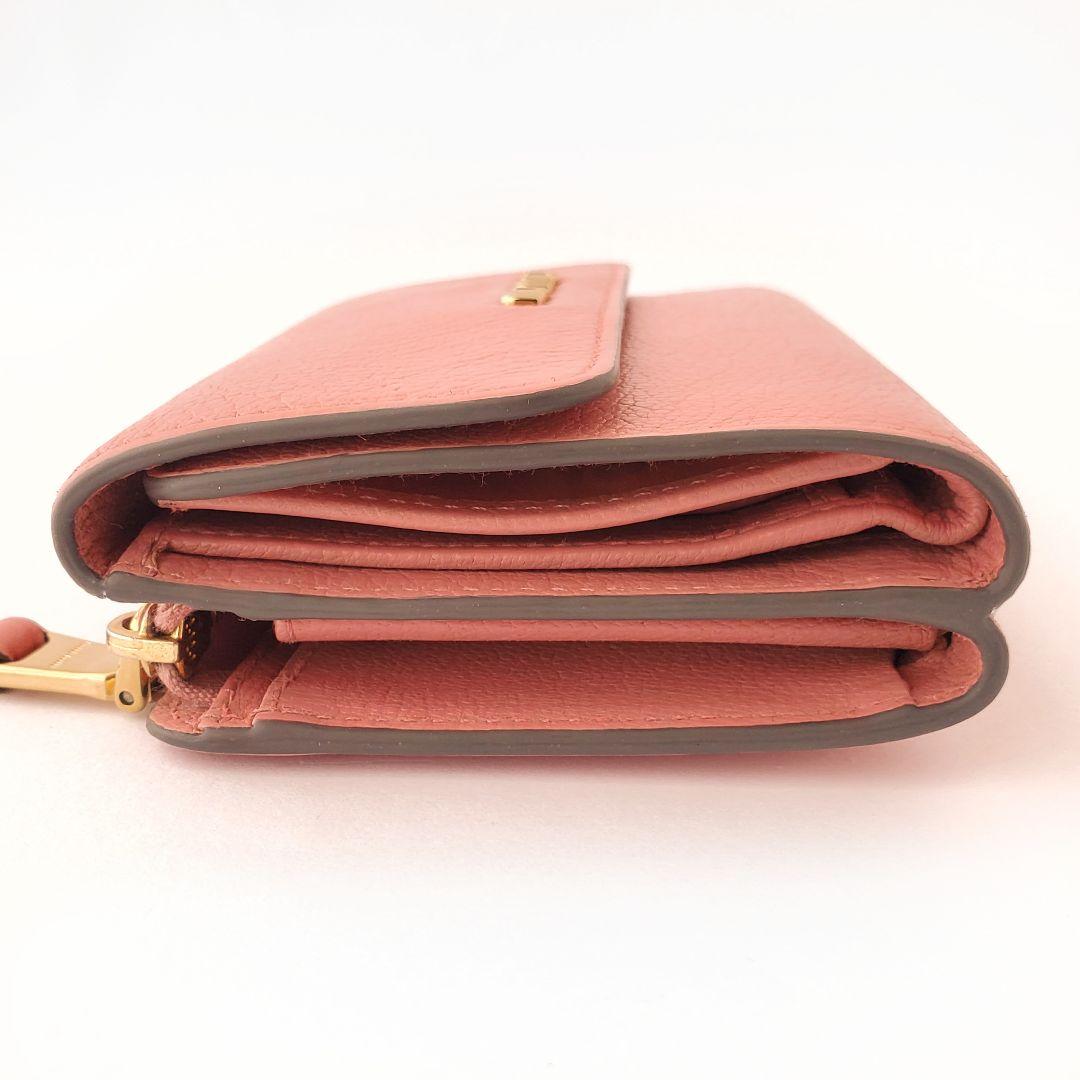 miu miu　3つ折り財布　マドラス　レザー　ミュウミュウ　ピンク