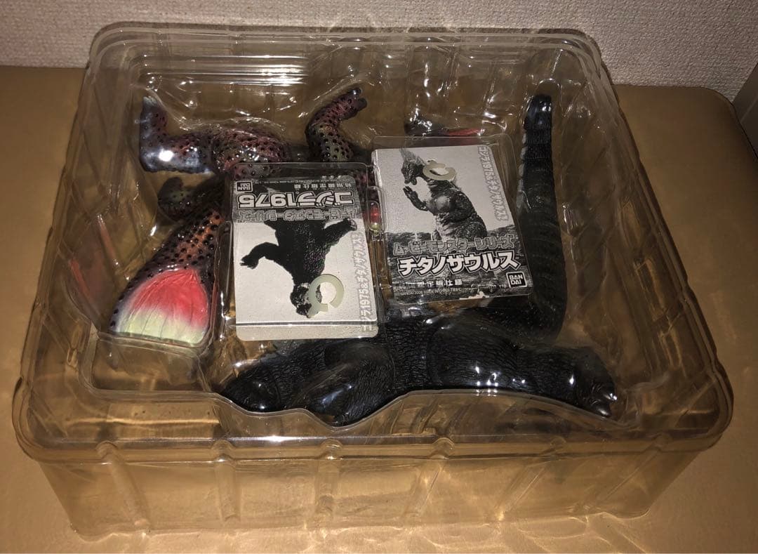 ゴジラ1975 & チタノザウルス☆にせゴジラセット☆4体入☆フィギュアセット