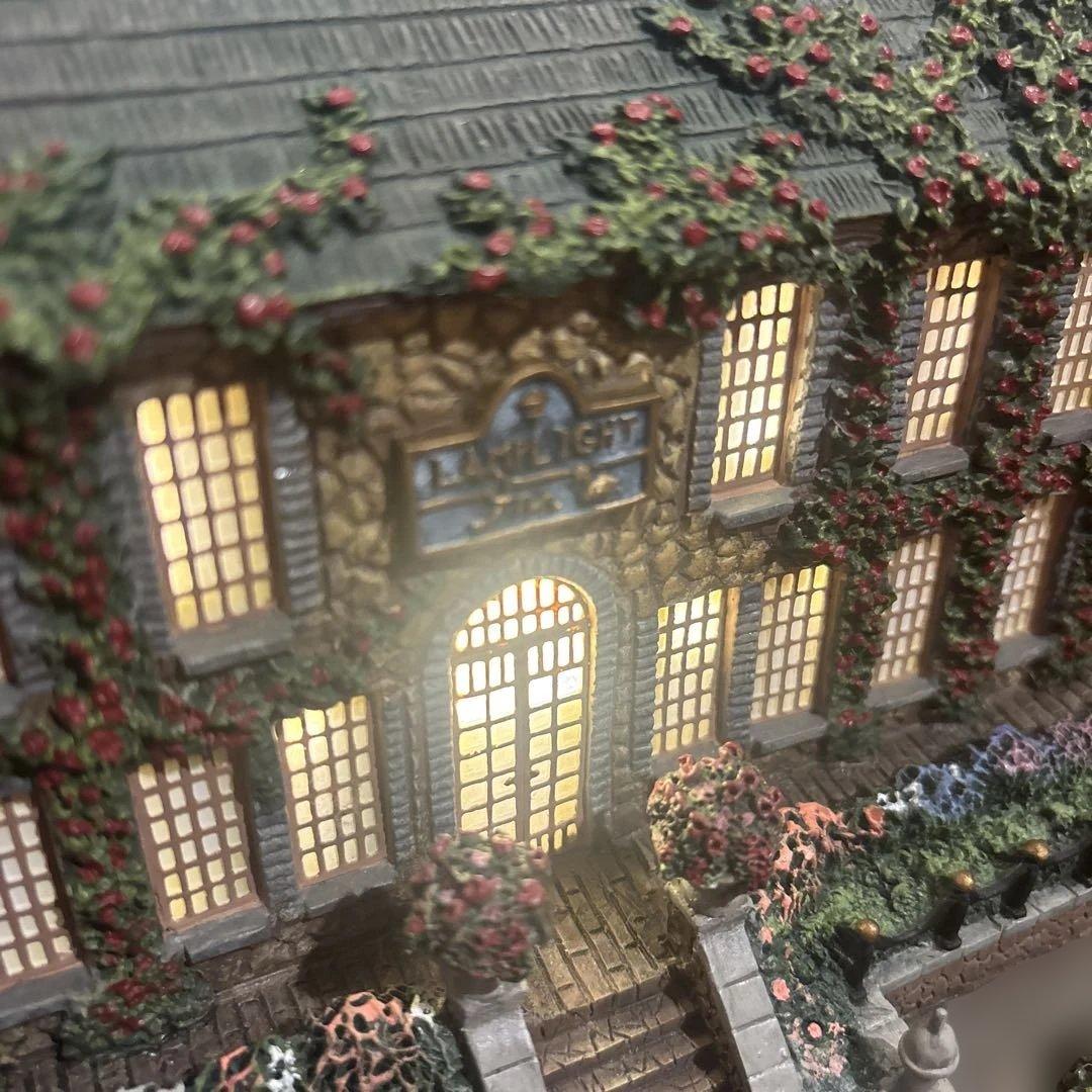 トーマスキンケード氏監修のジオラマ。英国の会議堂 - メルカリ