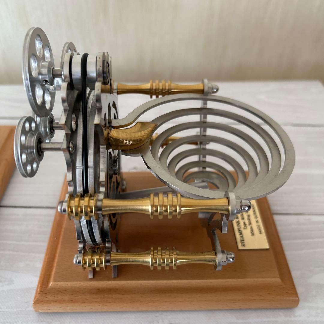 ドイツ製ミニチュアエンジンHB22 HB32 マーブルマシンROLL-1