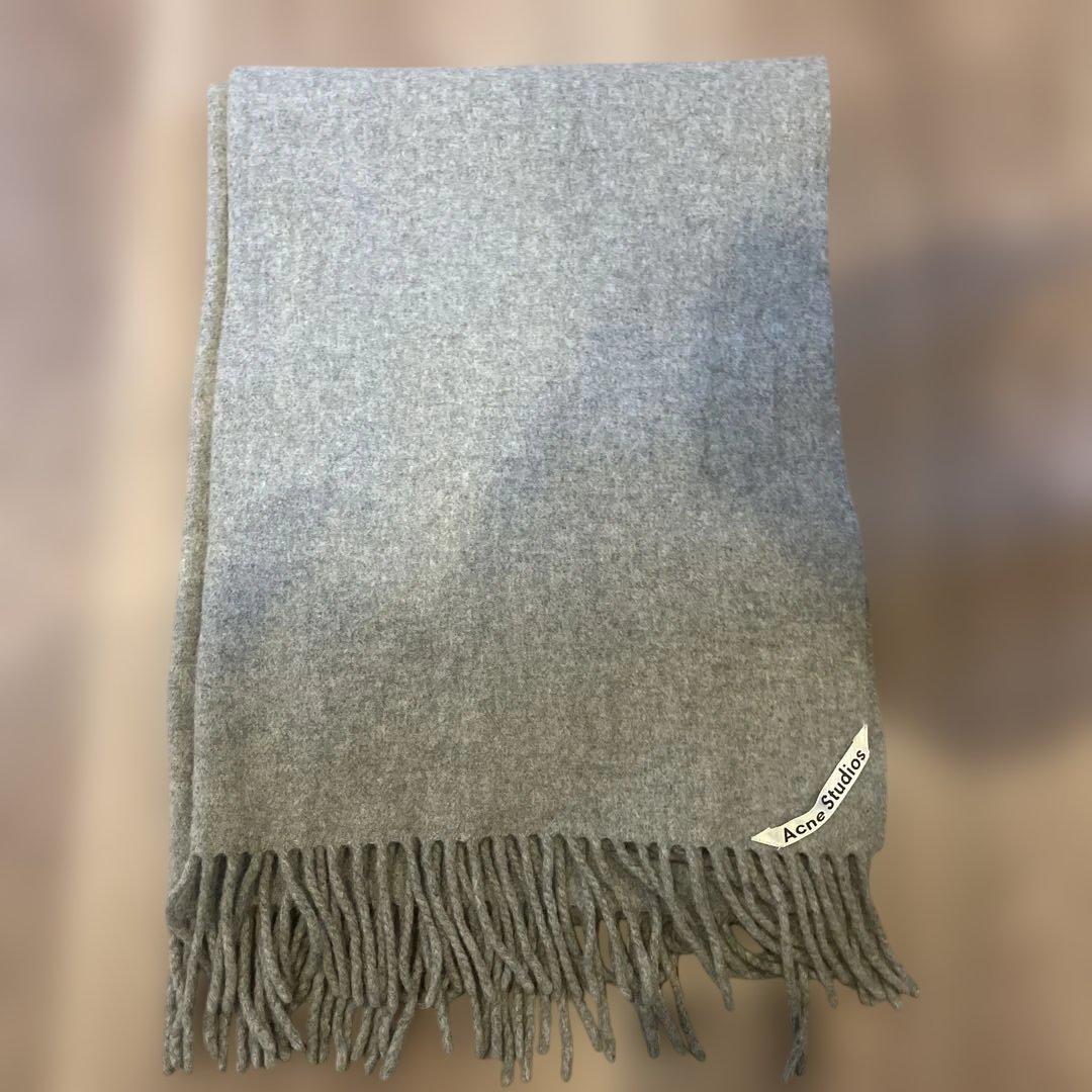 Acne Studios グレー マフラー - メルカリ