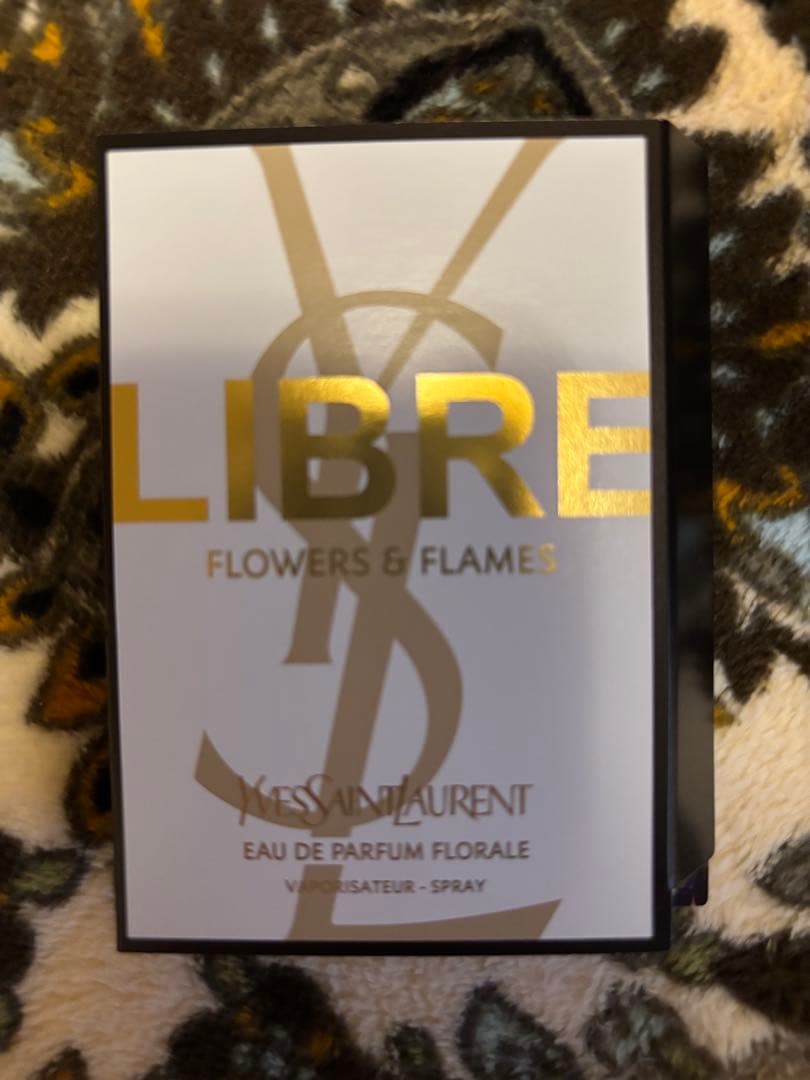 YSL クチュールフェイスパレット