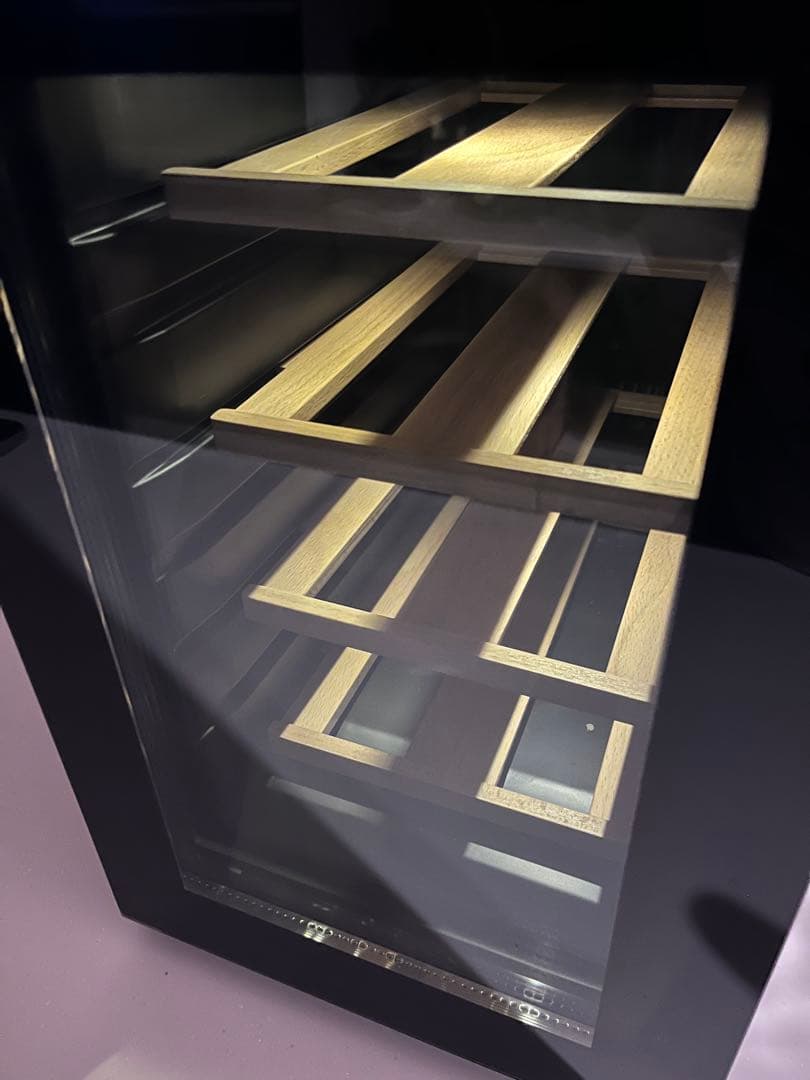 ワインセラー／8本収納／BWC-008P／ブラック／日本メーカー製ペルチェ採用