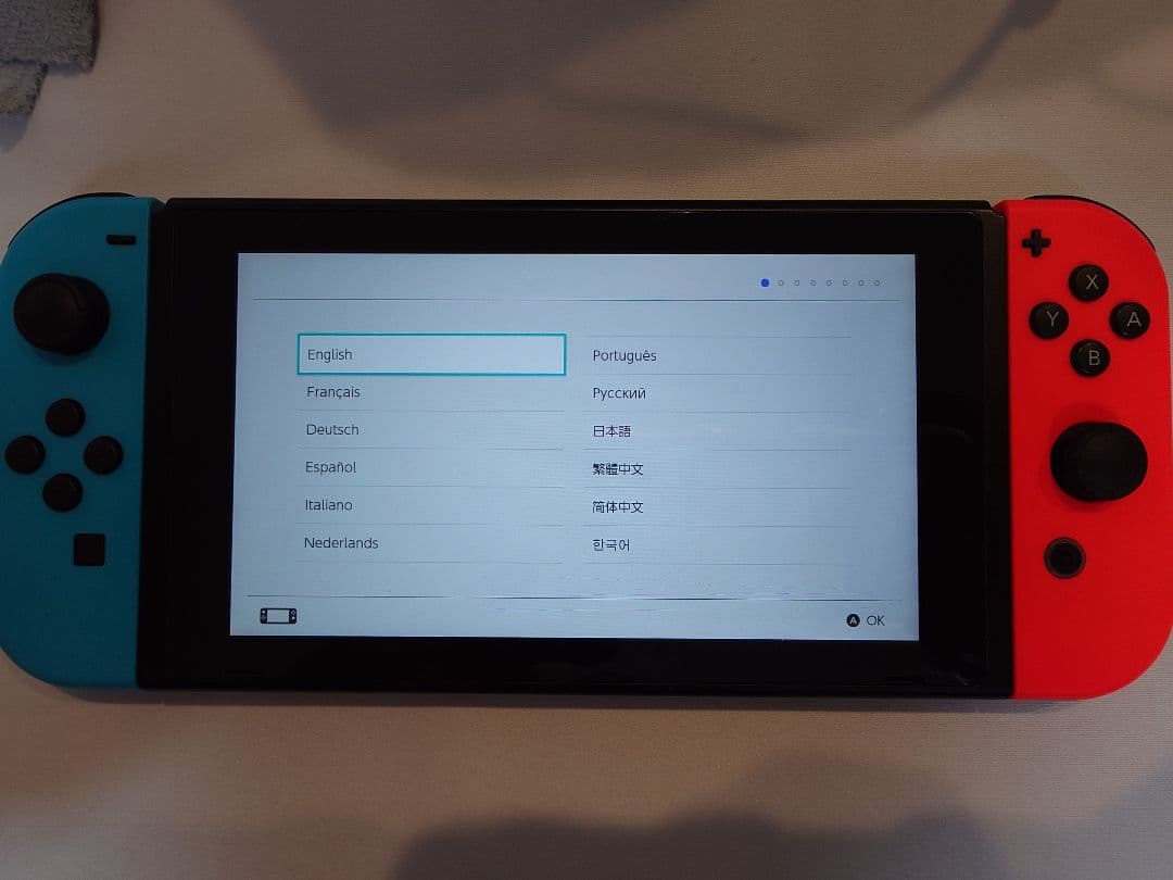 NintendoSwitch本体+Joy-Con充電グリップ+LANアダプター