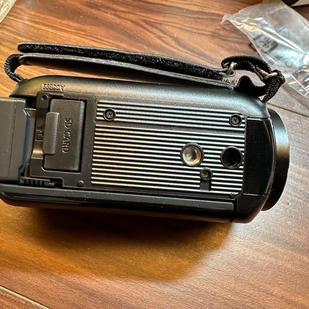 Panasonic HC-V230M-W ビデオカメラ 2453