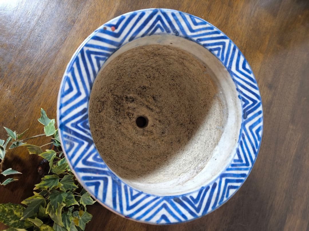 骨董　古伊万里　　明治時代　三足植木鉢　ジャンクガーデン