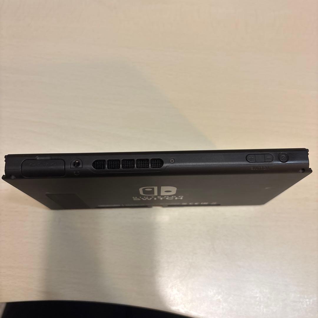 【美品】Nintendo Switch本体 SDカード、Joy-Conカバー付き