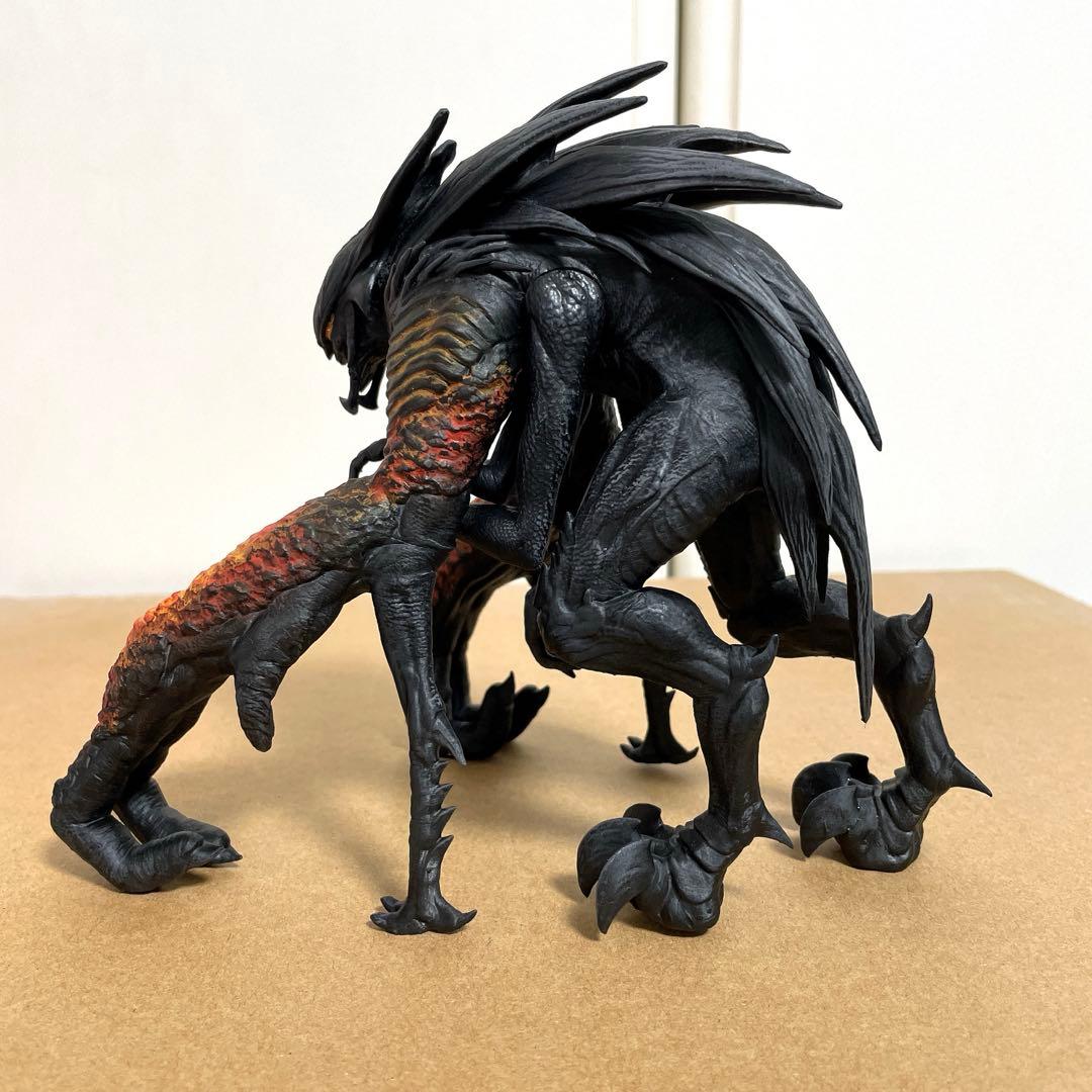 ムートープライム　フィギュア　ゴジラ　ガレージキット