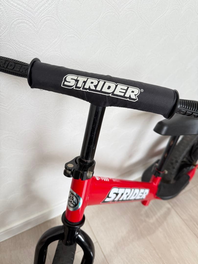【美品】ストライダー スポーツモデル 12インチ 赤 レッド