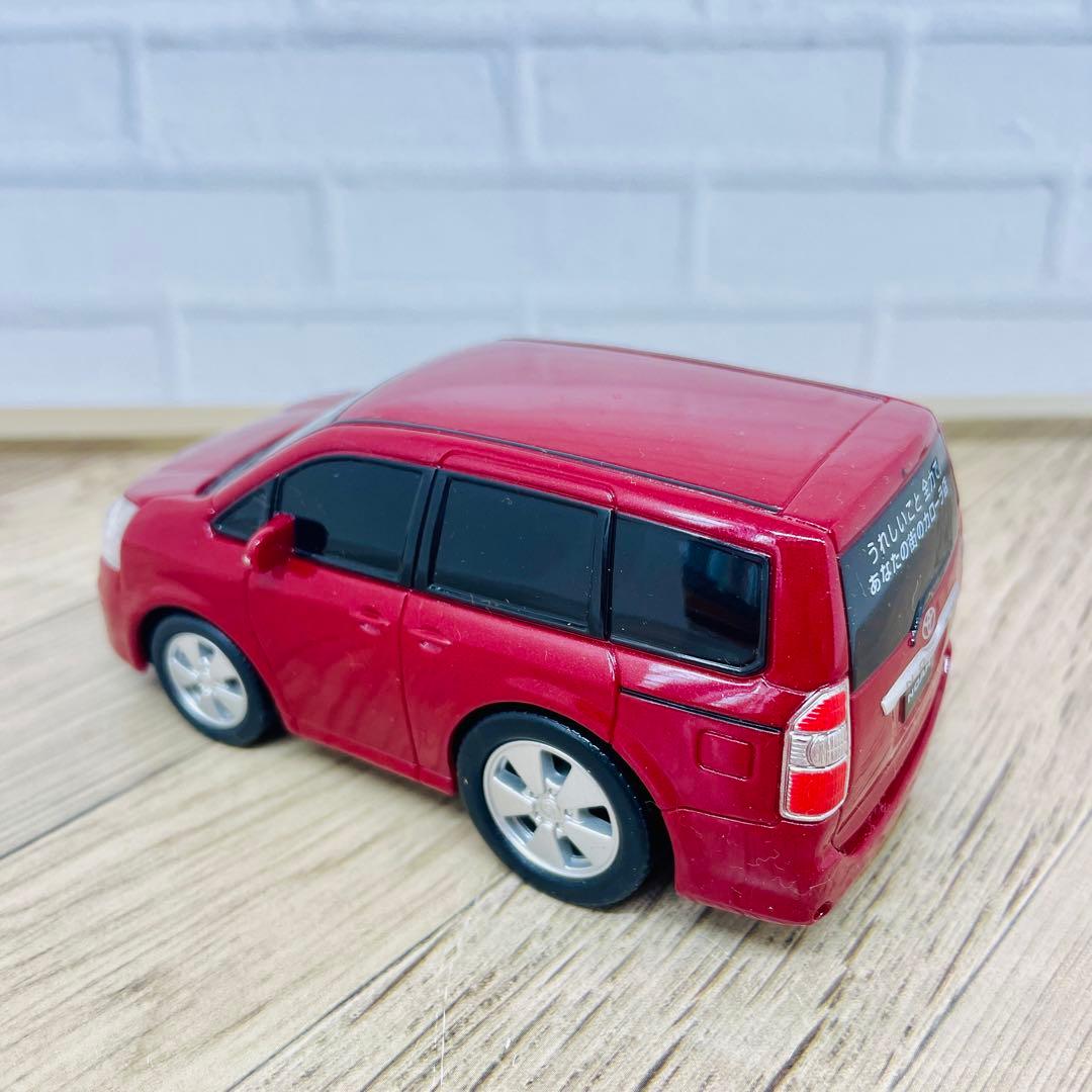 トヨタ ノア NOAH ミニカー 非売品 プルバッカー - メルカリ