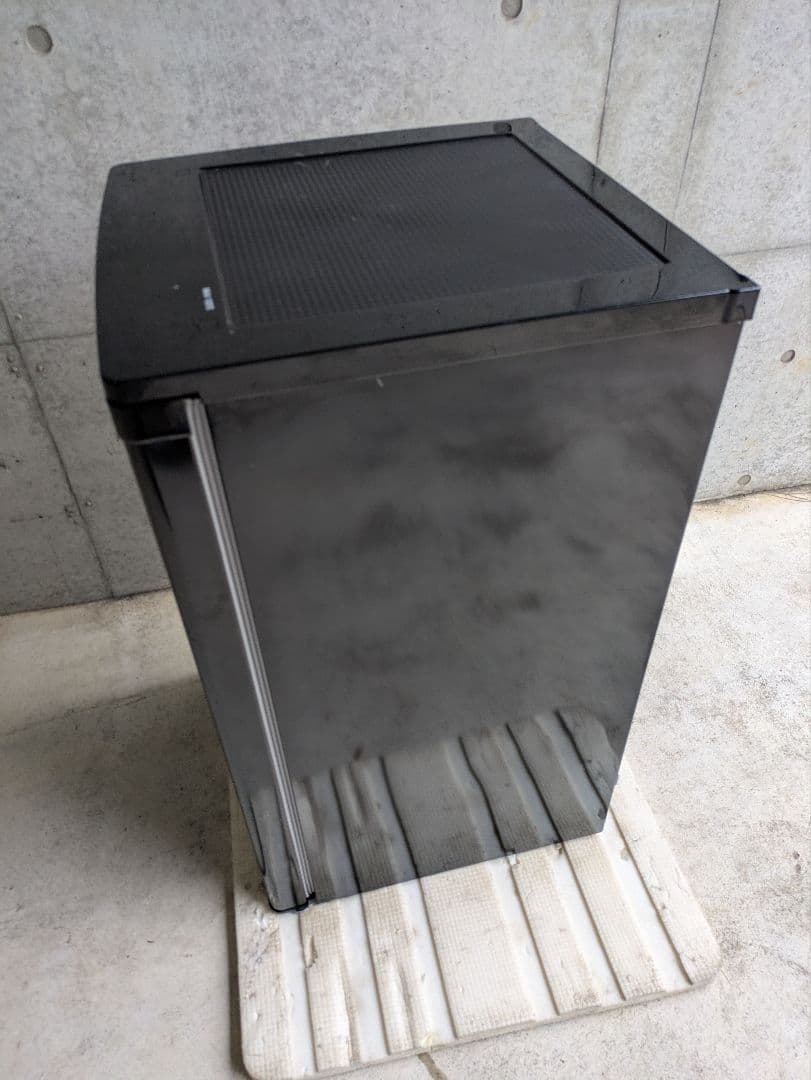 2022年製 IUSD-6B アイリスオーヤマ 冷凍庫 60L 冷凍ストッカー