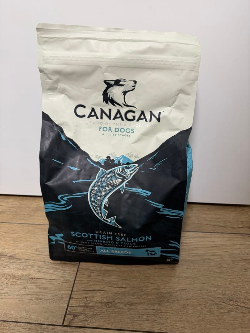 CANAGAN カナガン ドッグフード サーモン2kg 賞味期限2027.7.7 - メルカリ