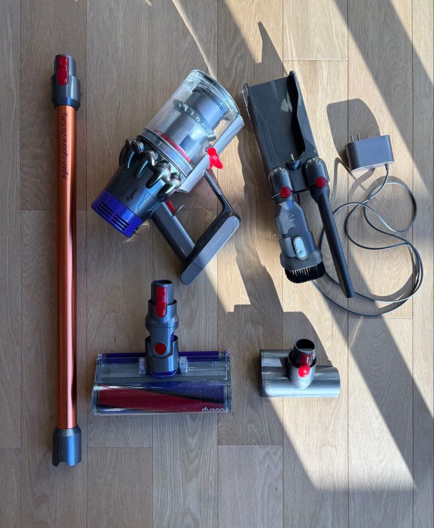 50分稼働】ダイソン掃除機V10 フルセット