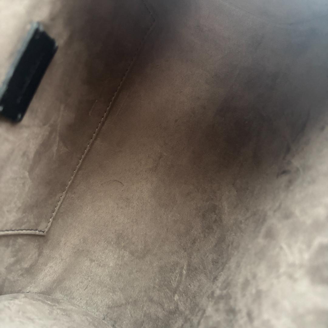 【新品未使用】A VACATION　TEARS　チェーンハンドバッグ　ネイビー