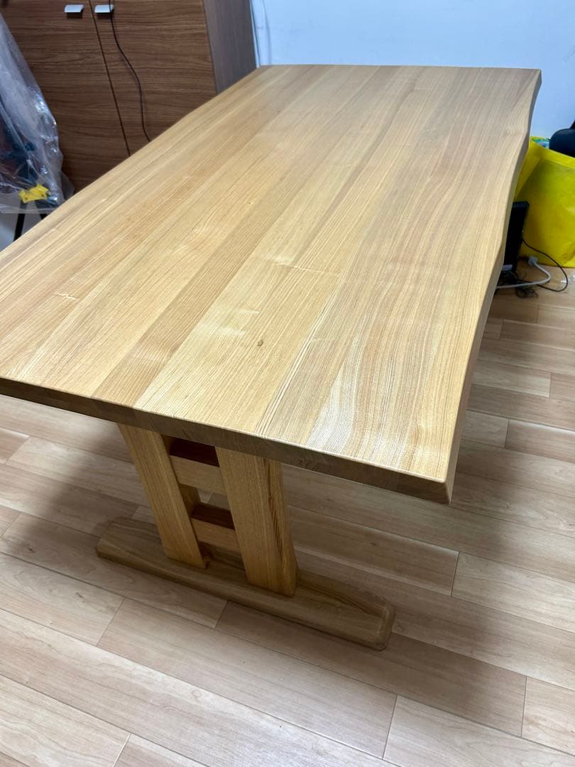 美品 タモ無垢材使用 ダイニングテーブル 福岡直接引取限定