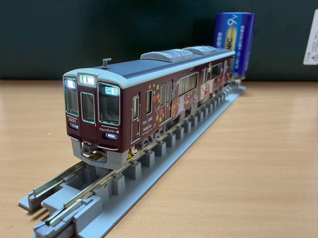 阪急電車 トムとジェリー号 3線 神戸線 宝塚線 京都線 ライト点灯可