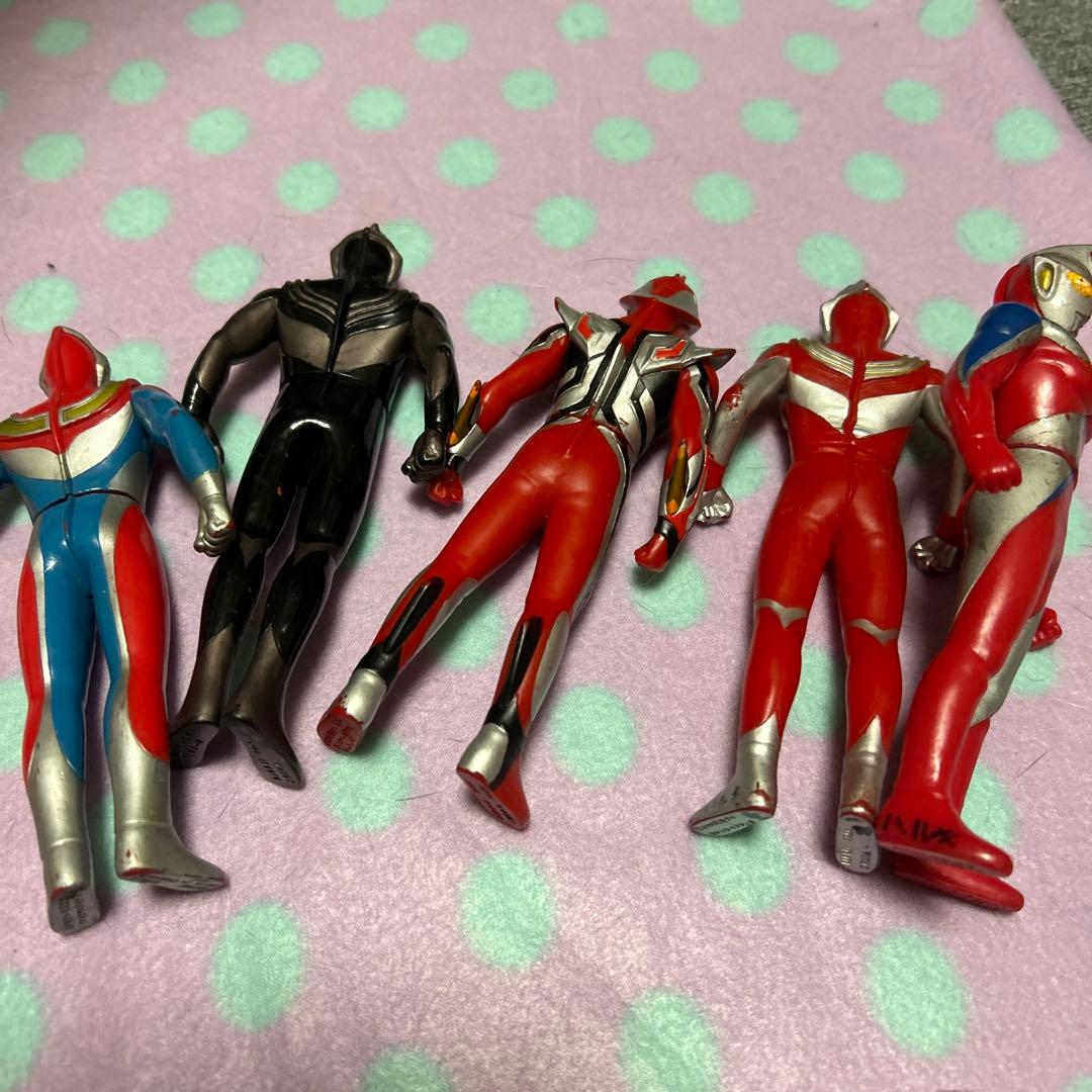 ウルトラマンフィギュアセット 約33体