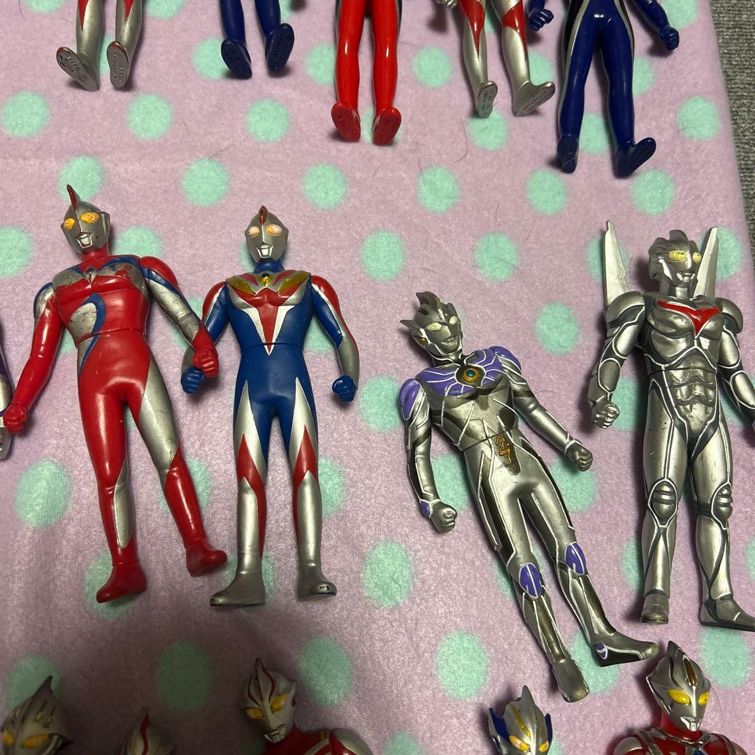 ウルトラマンフィギュアセット 約33体