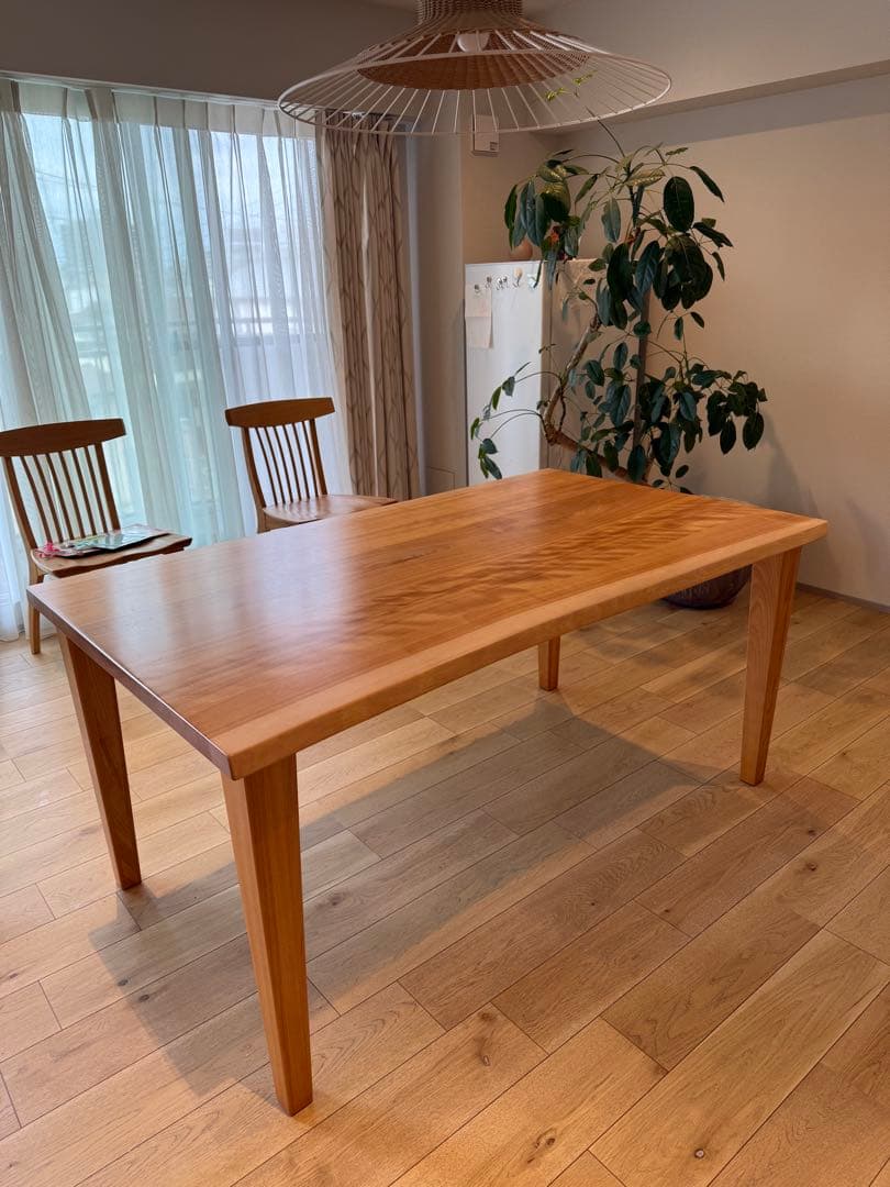 葉山家具 天然木ダイニングテーブル （お引き取りは7月4日以降）