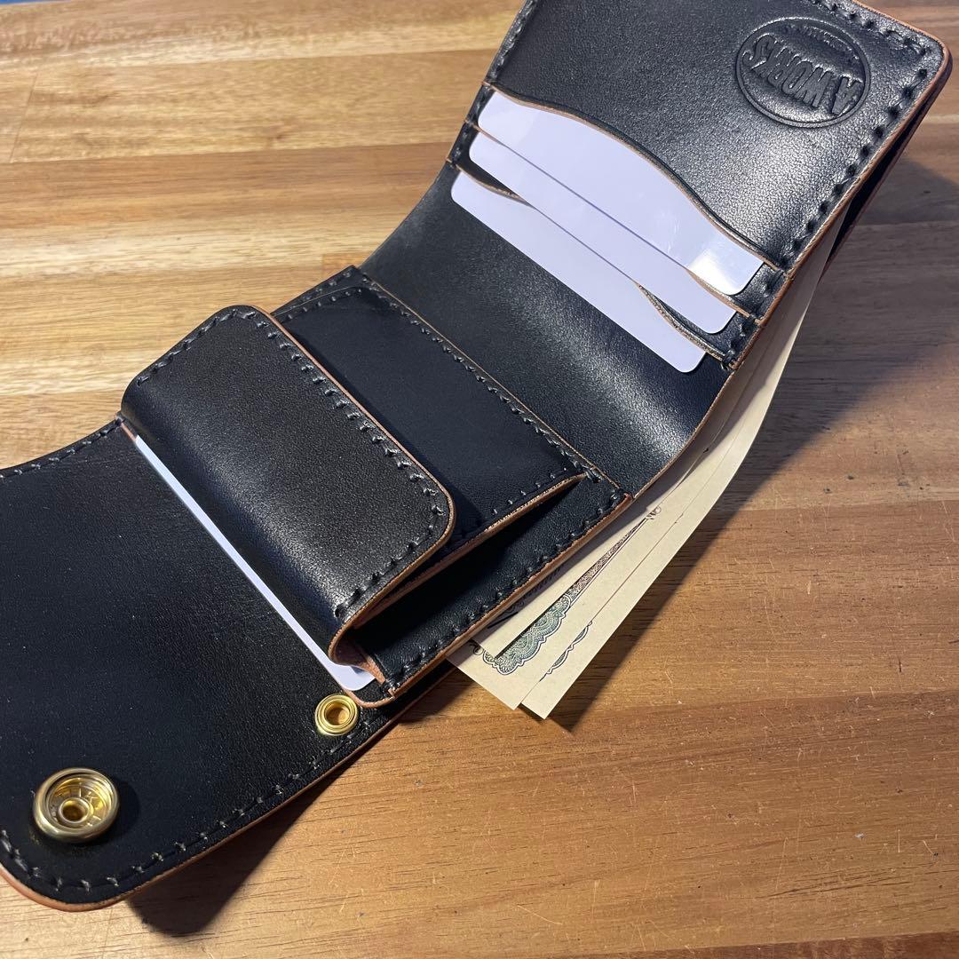 ショートトラッカーウォレット　栃木レザー　茶芯　丘染めブラック