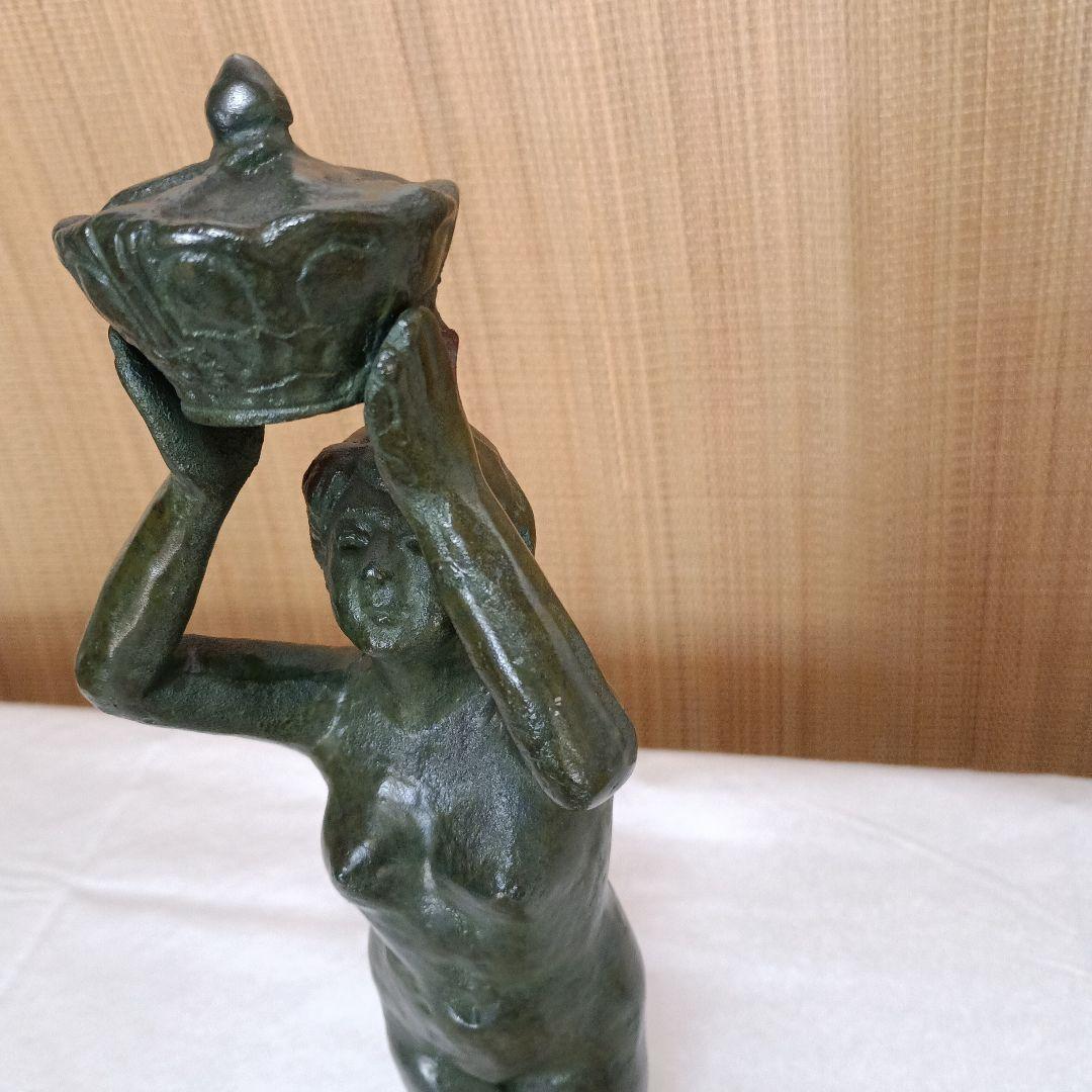 ブロンズ彫刻 女性像 王冠 - メルカリ